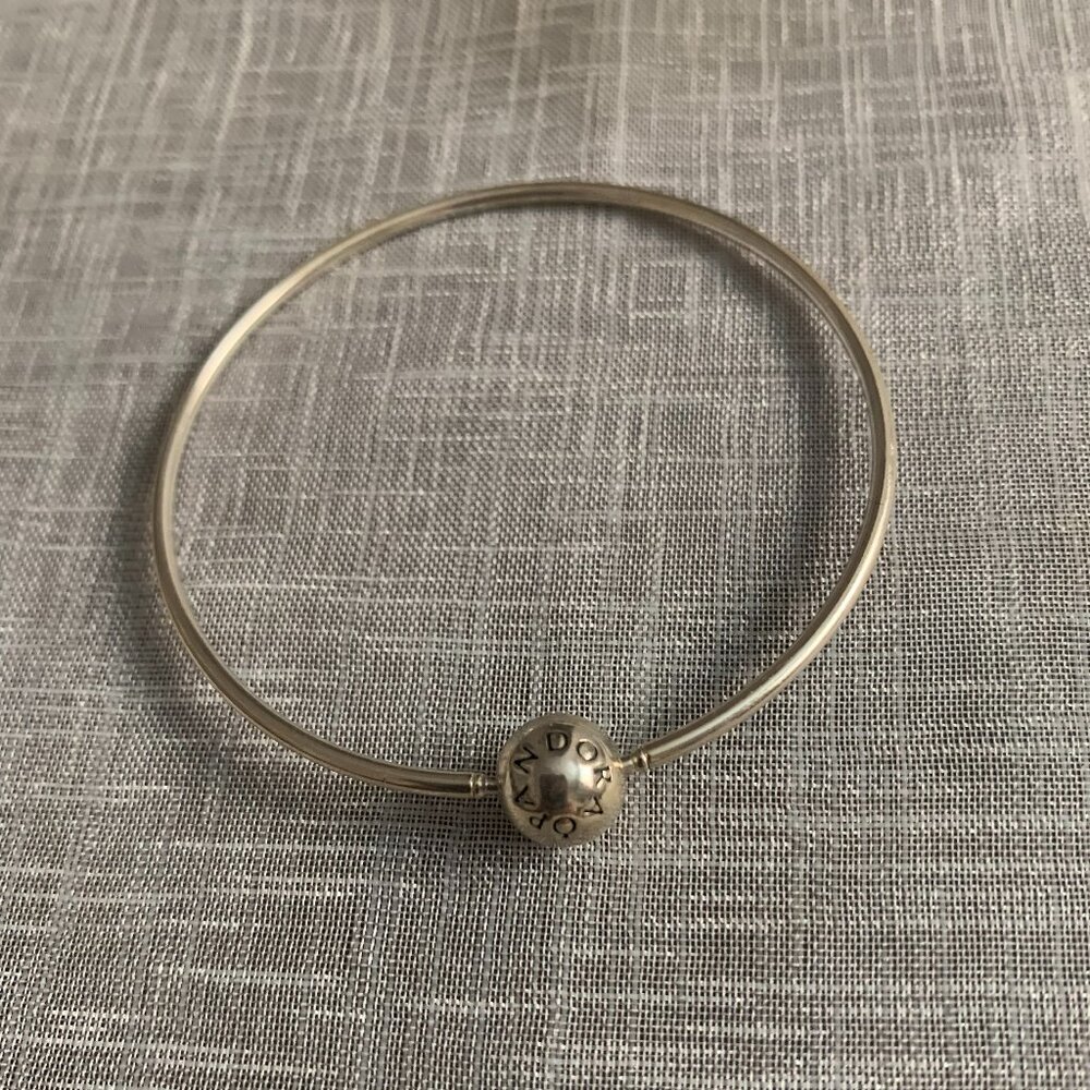 Pandora Essence Silver Bangle